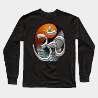 Om/Aum -Eclipse-time shirt Long Sleeve T-Shirt